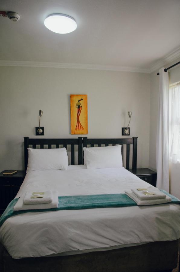 Towers Lodge Boksburg Esterno foto