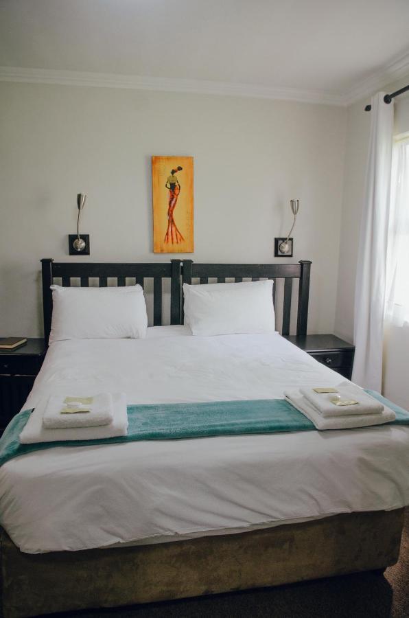 Towers Lodge Boksburg Esterno foto