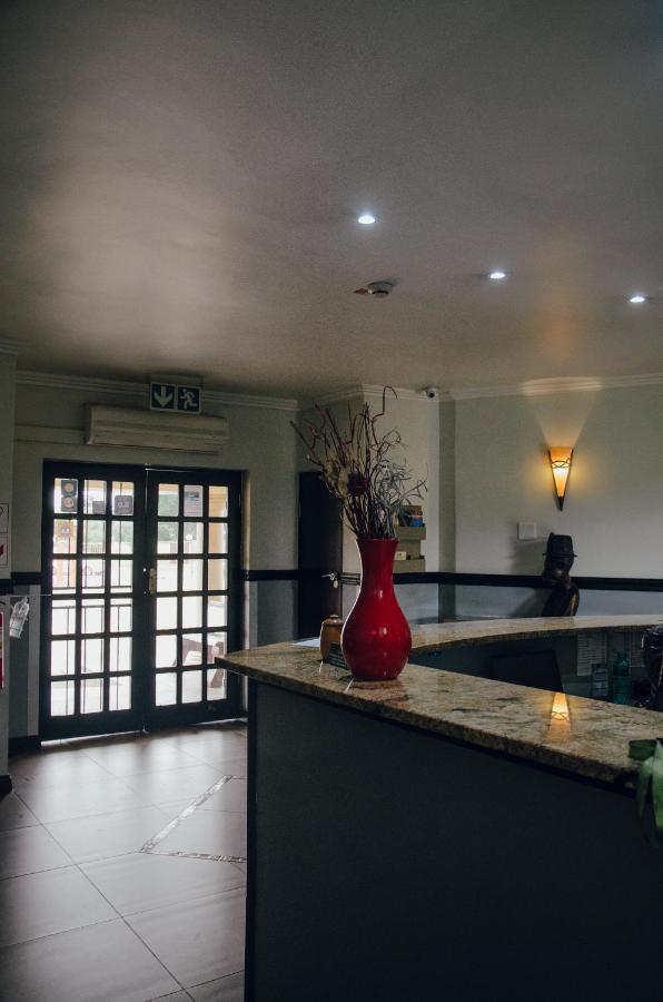 Towers Lodge Boksburg Esterno foto