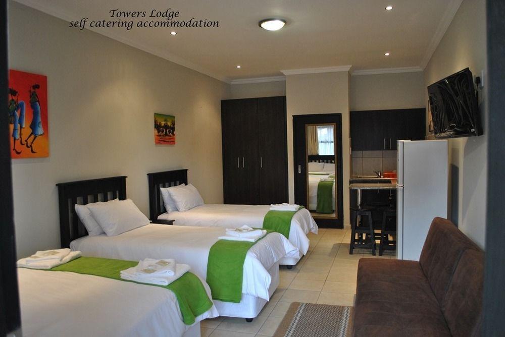 Towers Lodge Boksburg Esterno foto